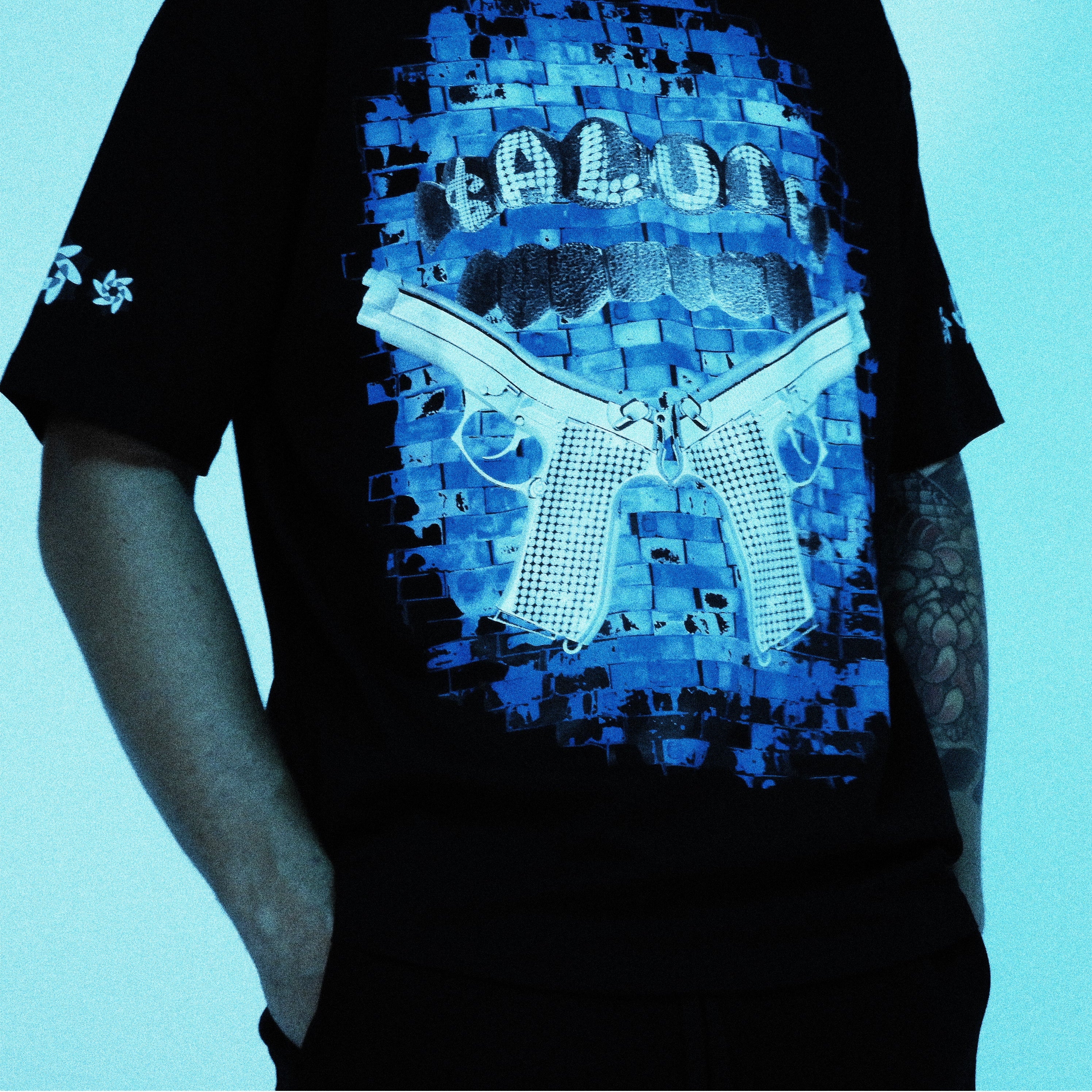 "GRILLZ" TEE